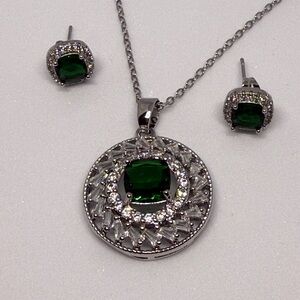 Elegant Silver and Green Jewelry Set